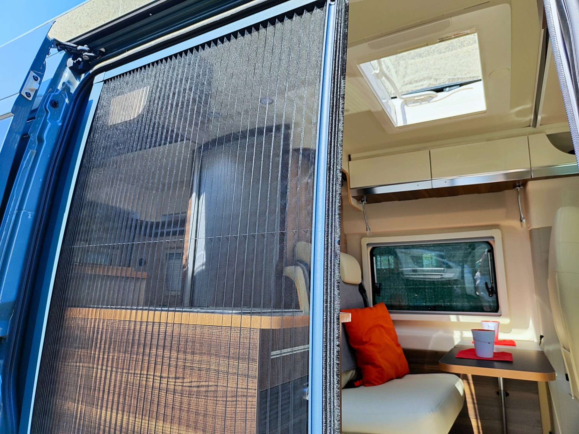 Laika Ecovip 540 - Furgonato 2 posti letto