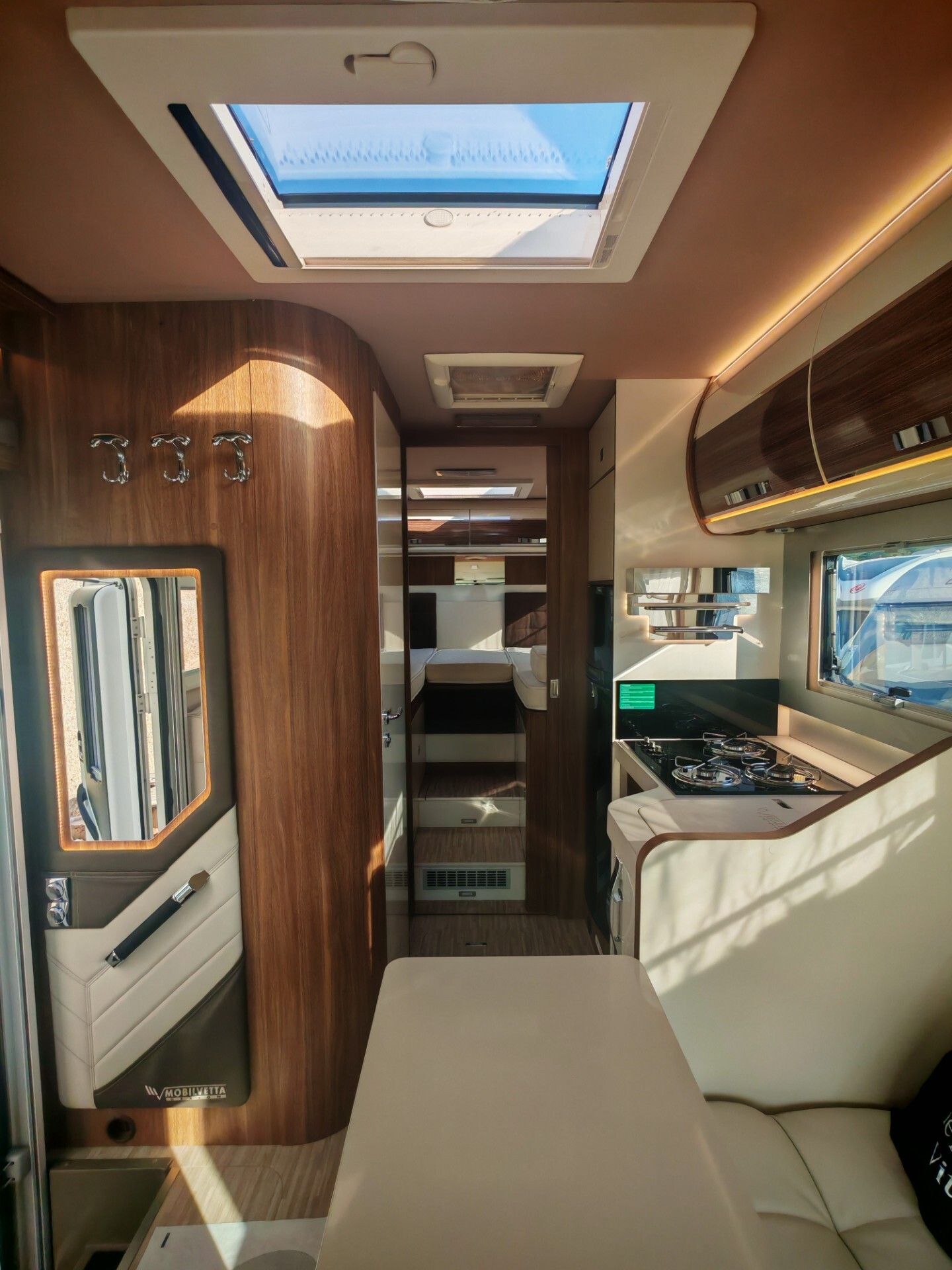 Mobilvetta K-YACHT TEKNO LINE