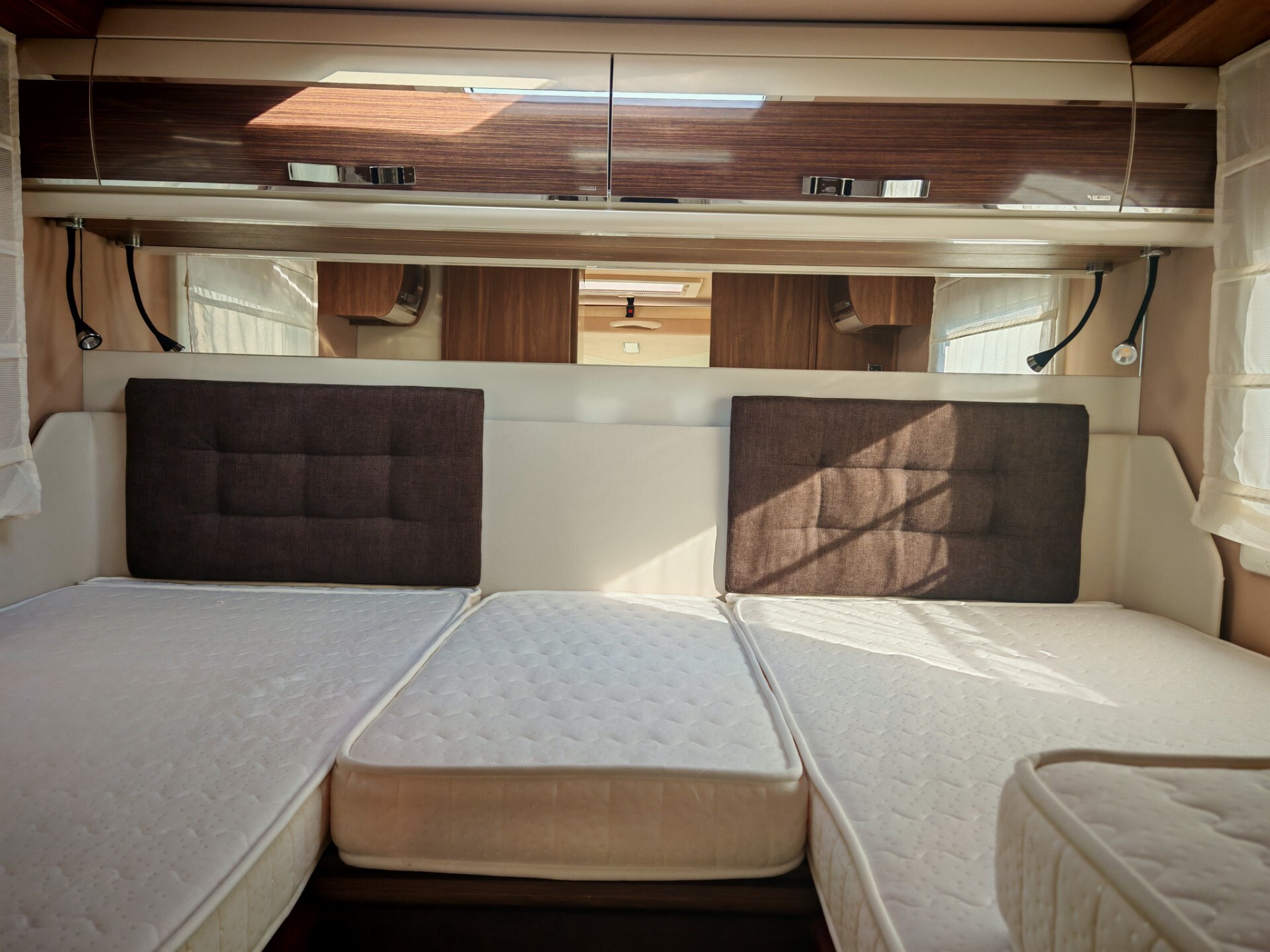 Mobilvetta K-YACHT TEKNO LINE